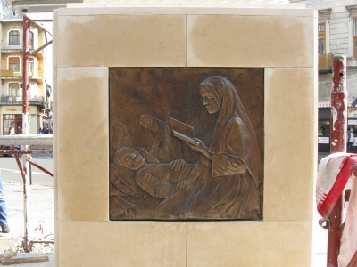 statuia Regina Maria Oradea